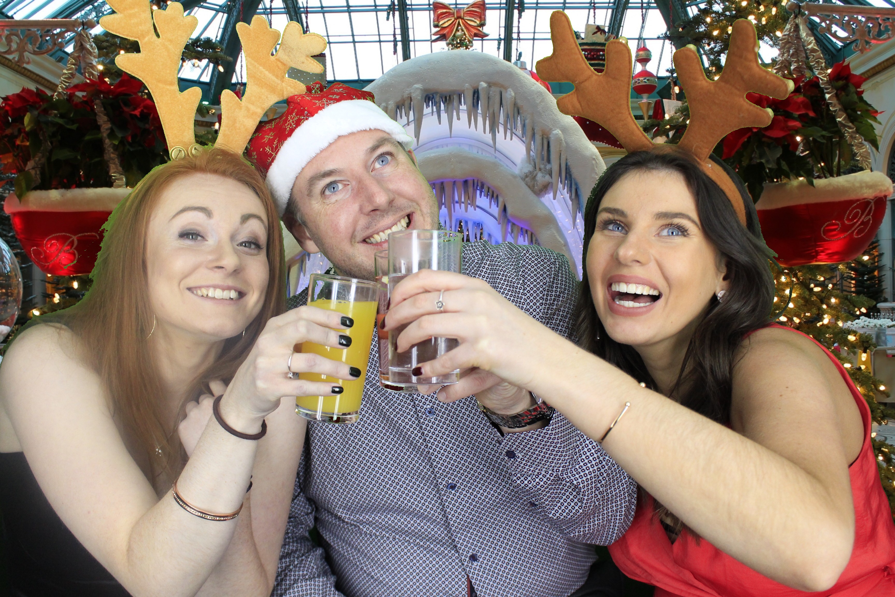 Acosta Europe Christmas Party 2018 | View more photos from the event at gallery.myphotoboothexperience.co.uk/u/MyPhotoBoothExperienceLtd/Acosta-Europe-Christmas-Party-2018